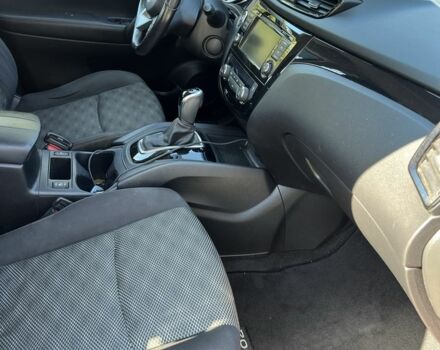 Красный Ниссан Rogue, объемом двигателя 2 л и пробегом 73 тыс. км за 14700 $, фото 9 на Automoto.ua