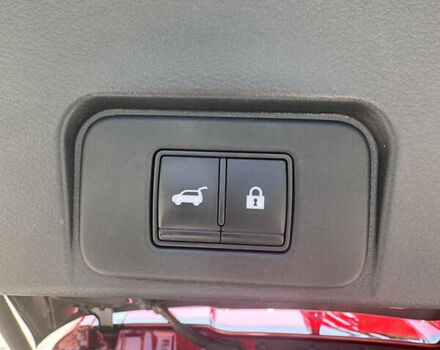 Красный Ниссан Rogue, объемом двигателя 2.49 л и пробегом 99 тыс. км за 24950 $, фото 21 на Automoto.ua