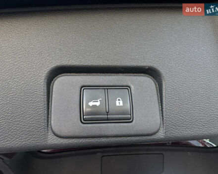 Красный Ниссан Rogue, объемом двигателя 2.49 л и пробегом 93 тыс. км за 23999 $, фото 35 на Automoto.ua