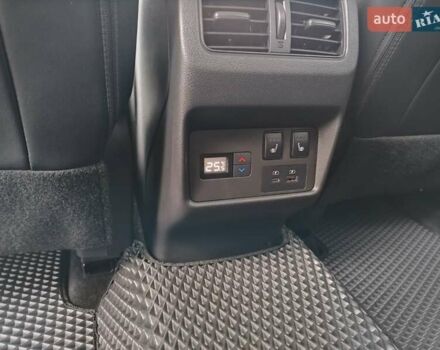 Красный Ниссан Rogue, объемом двигателя 1.5 л и пробегом 37 тыс. км за 26500 $, фото 16 на Automoto.ua