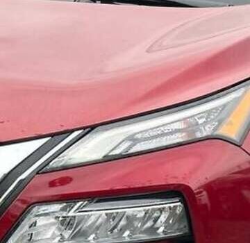 Красный Ниссан Rogue, объемом двигателя 1.5 л и пробегом 72 тыс. км за 19500 $, фото 5 на Automoto.ua