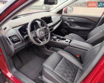 Красный Ниссан Rogue, объемом двигателя 1.5 л и пробегом 37 тыс. км за 26500 $, фото 5 на Automoto.ua