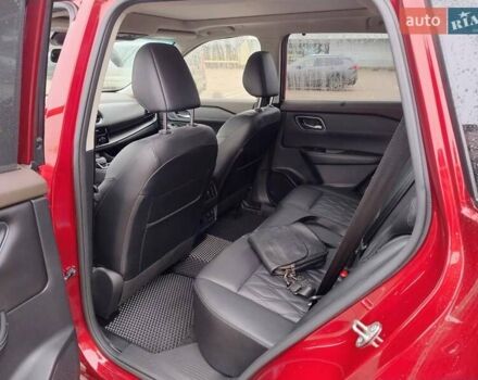 Красный Ниссан Rogue, объемом двигателя 1.5 л и пробегом 37 тыс. км за 26500 $, фото 7 на Automoto.ua