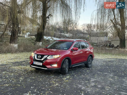 Ниссан Rogue 2016 в Томашполе на Automoto.ua Красный Ниссан Rogue, объемом двигателя 2.49 л и пробегом 100 тыс. км за 16500 $, фото 1 на Automoto.ua
