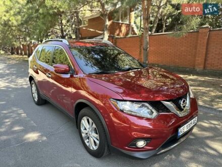 Ніссан Rogue 2016 у Дніпро (Дніпропетровську) на Automoto.ua Червоний Ніссан Rogue, об'ємом двигуна 2.5 л та пробігом 142 тис. км за 11300 $, фото 1 на Automoto.ua