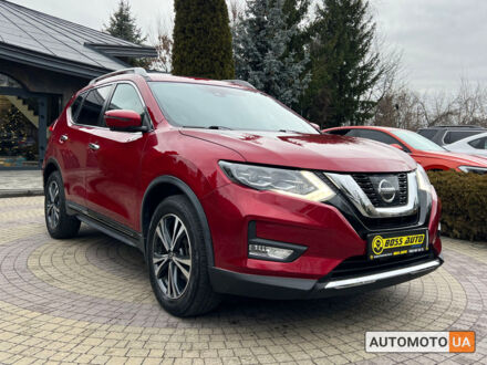 Ніссан Rogue 2017 у Львові на Automoto.ua Червоний Ніссан Rogue, об'ємом двигуна 2.5 л та пробігом 83 тис. км за 17600 $, фото 1 на Automoto.ua