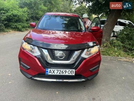Красный Ниссан Rogue, объемом двигателя 2.49 л и пробегом 205 тыс. км за 14700 $, фото 1 на Automoto.ua