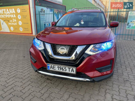Ниссан Rogue 2017 в Кривом Роге на Automoto.ua Красный Ниссан Rogue, объемом двигателя 2.5 л и пробегом 79 тыс. км за 19000 $, фото 1 на Automoto.ua