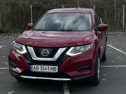Красный Ниссан Rogue, объемом двигателя 2.49 л и пробегом 178 тыс. км за 13000 $, фото 1 на Automoto.ua