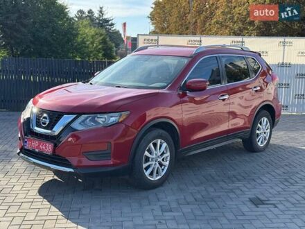Красный Ниссан Rogue, объемом двигателя 2.5 л и пробегом 187 тыс. км за 10900 $, фото 1 на Automoto.ua