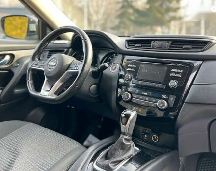 Ниссан Rogue, объемом двигателя 2.5 л и пробегом 155 тыс. км за 12700 $, фото 9 на Automoto.ua