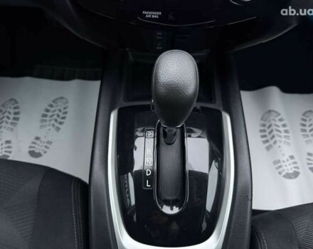 Ниссан Rogue, объемом двигателя 2.5 л и пробегом 162 тыс. км за 13999 $, фото 19 на Automoto.ua