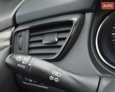 Ніссан Rogue, об'ємом двигуна 2.49 л та пробігом 123 тис. км за 14998 $, фото 24 на Automoto.ua