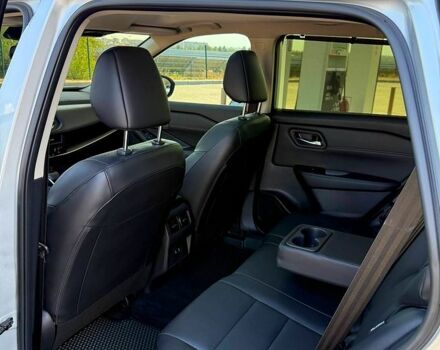 Ниссан Rogue, объемом двигателя 1.5 л и пробегом 6 тыс. км за 25999 $, фото 4 на Automoto.ua