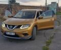 Ниссан Rogue 2014 в Рокитное на Automoto.ua Желтый Ниссан Rogue, объемом двигателя 2.49 л и пробегом 244 тыс. км за 9000 $, фото 1 на Automoto.ua