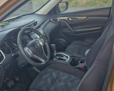 Ниссан Rogue 2014 в Рокитное на Automoto.ua Желтый Ниссан Rogue, объемом двигателя 2.49 л и пробегом 244 тыс. км за 9000 $, фото 3 на Automoto.ua