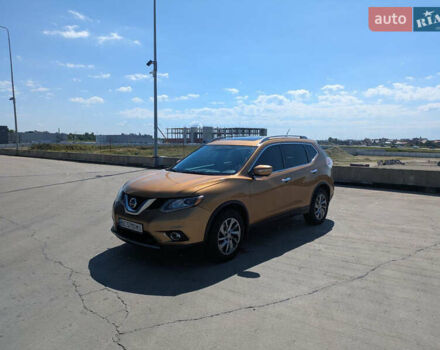 Желтый Ниссан Rogue, объемом двигателя 2.49 л и пробегом 186 тыс. км за 12600 $, фото 1 на Automoto.ua