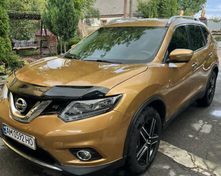 Желтый Ниссан Rogue, объемом двигателя 2.5 л и пробегом 125 тыс. км за 13999 $, фото 24 на Automoto.ua