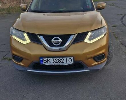 Ниссан Rogue 2014 в Рокитное на Automoto.ua Желтый Ниссан Rogue, объемом двигателя 2.49 л и пробегом 244 тыс. км за 9000 $, фото 12 на Automoto.ua