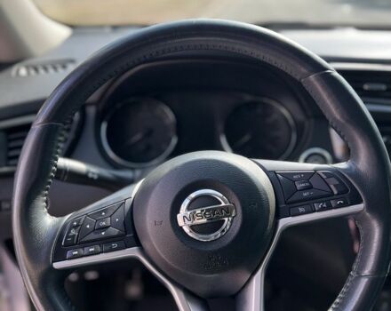 Серый Ниссан Rogue, объемом двигателя 0 л и пробегом 135 тыс. км за 14200 $, фото 5 на Automoto.ua