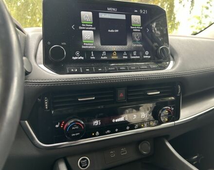 Серый Ниссан Rogue, объемом двигателя 2 л и пробегом 71 тыс. км за 21999 $, фото 7 на Automoto.ua