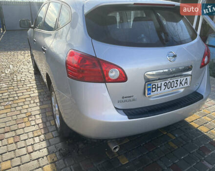 Сірий Ніссан Rogue, об'ємом двигуна 2.49 л та пробігом 198 тис. км за 9800 $, фото 2 на Automoto.ua