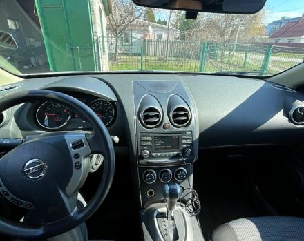 Сірий Ніссан Rogue, об'ємом двигуна 2.5 л та пробігом 233 тис. км за 10100 $, фото 4 на Automoto.ua