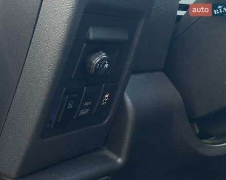 Сірий Ніссан Rogue, об'ємом двигуна 2.5 л та пробігом 234 тис. км за 9600 $, фото 13 на Automoto.ua