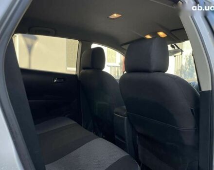 Сірий Ніссан Rogue, об'ємом двигуна 2.5 л та пробігом 234 тис. км за 9600 $, фото 20 на Automoto.ua