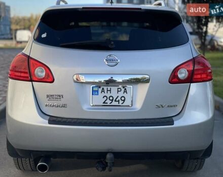 Сірий Ніссан Rogue, об'ємом двигуна 2.5 л та пробігом 234 тис. км за 9600 $, фото 4 на Automoto.ua