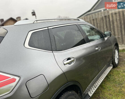 Сірий Ніссан Rogue, об'ємом двигуна 2.49 л та пробігом 209 тис. км за 11300 $, фото 61 на Automoto.ua