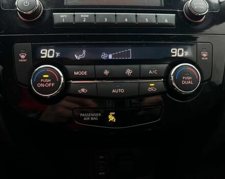 Серый Ниссан Rogue, объемом двигателя 2.5 л и пробегом 229 тыс. км за 11500 $, фото 12 на Automoto.ua