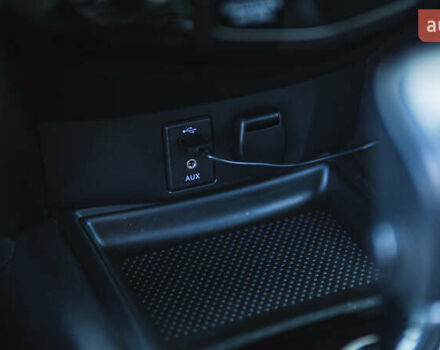 Серый Ниссан Rogue, объемом двигателя 2.5 л и пробегом 168 тыс. км за 13300 $, фото 32 на Automoto.ua