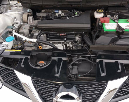 Серый Ниссан Rogue, объемом двигателя 2.5 л и пробегом 160 тыс. км за 11800 $, фото 7 на Automoto.ua