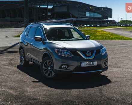 Серый Ниссан Rogue, объемом двигателя 2.5 л и пробегом 168 тыс. км за 13300 $, фото 1 на Automoto.ua