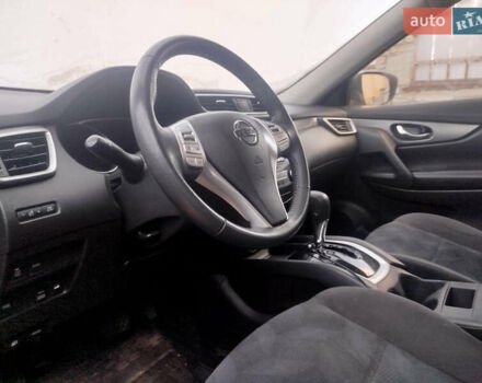 Серый Ниссан Rogue, объемом двигателя 2.49 л и пробегом 164 тыс. км за 11000 $, фото 6 на Automoto.ua