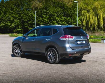 Серый Ниссан Rogue, объемом двигателя 2.5 л и пробегом 168 тыс. км за 13300 $, фото 4 на Automoto.ua