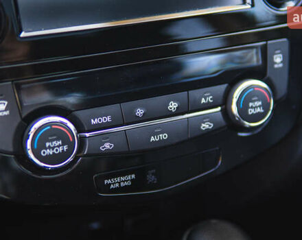 Серый Ниссан Rogue, объемом двигателя 2.5 л и пробегом 168 тыс. км за 13300 $, фото 36 на Automoto.ua