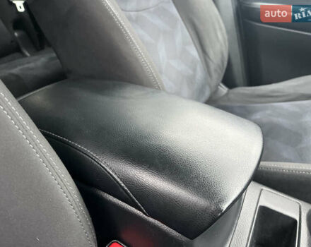 Сірий Ніссан Rogue, об'ємом двигуна 2.49 л та пробігом 209 тис. км за 11300 $, фото 59 на Automoto.ua