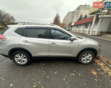 Сірий Ніссан Rogue, об'ємом двигуна 2.5 л та пробігом 168 тис. км за 10500 $, фото 3 на Automoto.ua