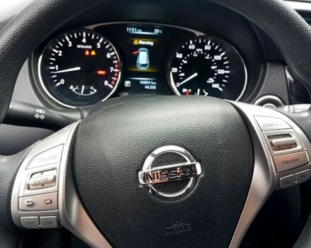 Серый Ниссан Rogue, объемом двигателя 2.5 л и пробегом 160 тыс. км за 12300 $, фото 6 на Automoto.ua