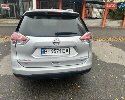 Сірий Ніссан Rogue, об'ємом двигуна 2.5 л та пробігом 168 тис. км за 10500 $, фото 1 на Automoto.ua