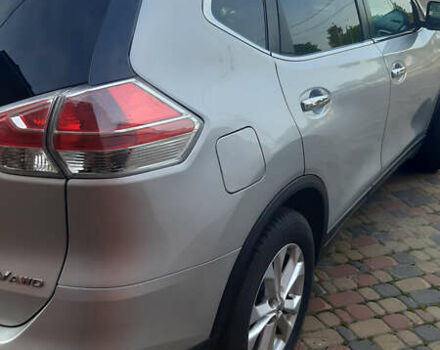 Серый Ниссан Rogue, объемом двигателя 2.5 л и пробегом 175 тыс. км за 11500 $, фото 6 на Automoto.ua