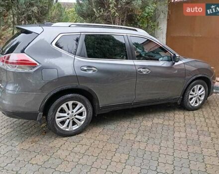 Серый Ниссан Rogue, объемом двигателя 2.5 л и пробегом 173 тыс. км за 12000 $, фото 2 на Automoto.ua