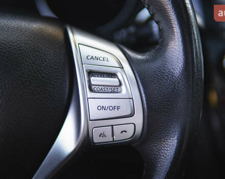 Серый Ниссан Rogue, объемом двигателя 2.5 л и пробегом 168 тыс. км за 13300 $, фото 41 на Automoto.ua