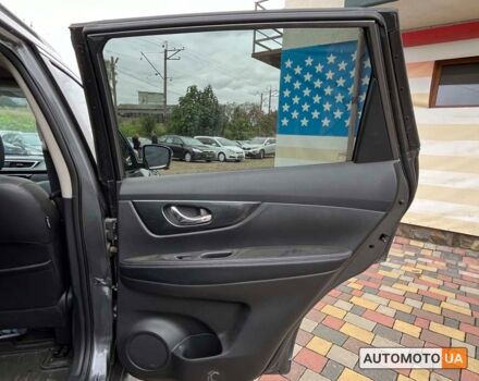 Серый Ниссан Rogue, объемом двигателя 2.5 л и пробегом 143 тыс. км за 13700 $, фото 19 на Automoto.ua