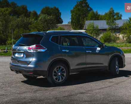 Серый Ниссан Rogue, объемом двигателя 2.5 л и пробегом 168 тыс. км за 13300 $, фото 4 на Automoto.ua