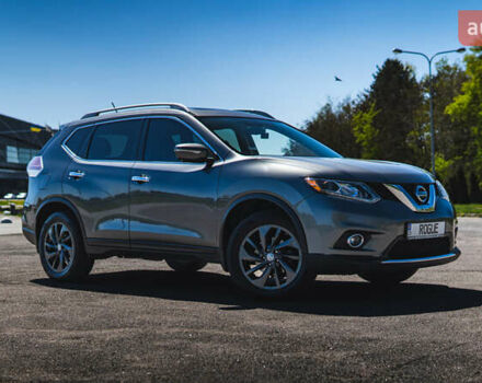 Серый Ниссан Rogue, объемом двигателя 2.5 л и пробегом 168 тыс. км за 13300 $, фото 2 на Automoto.ua