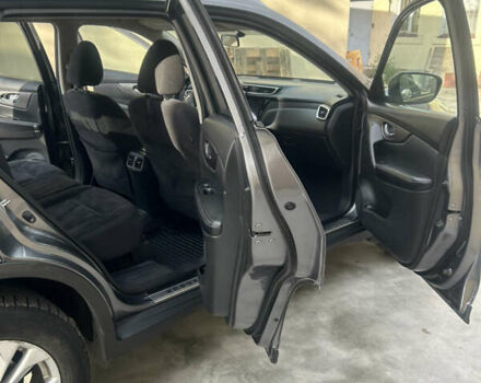 Серый Ниссан Rogue, объемом двигателя 2.5 л и пробегом 226 тыс. км за 11300 $, фото 17 на Automoto.ua