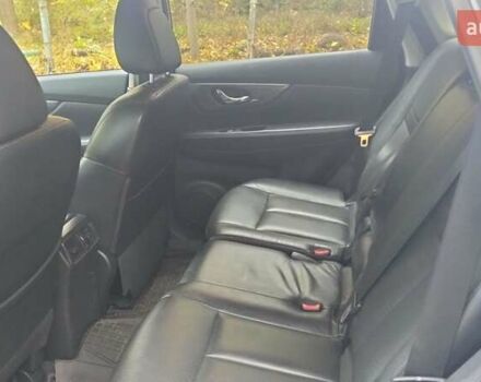 Серый Ниссан Rogue, объемом двигателя 2.5 л и пробегом 137 тыс. км за 12800 $, фото 1 на Automoto.ua